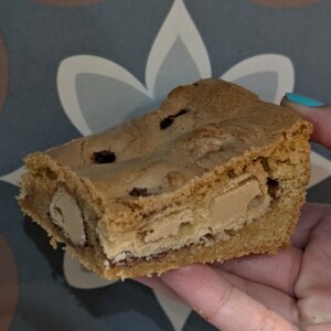 Kinder Bueno White Blondie